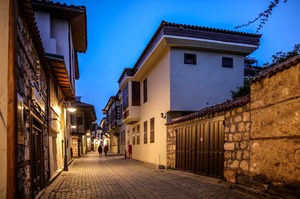 "Antalya'nın geçmişe açılan kapısı "Kaleiçi"