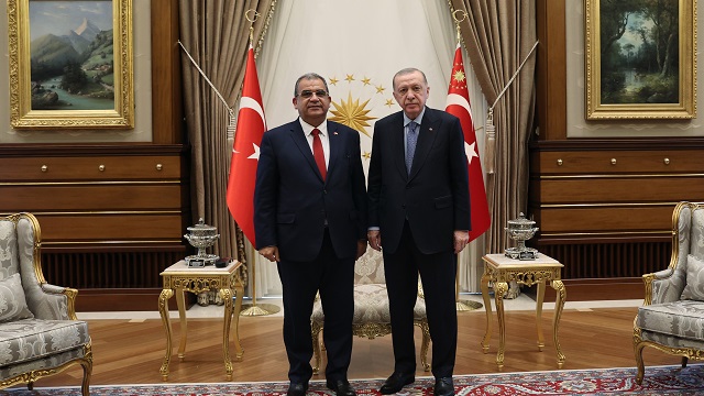 cumhurbaskani-erdogan-kktc-basbakani-sucuoglunu-kabul-etti