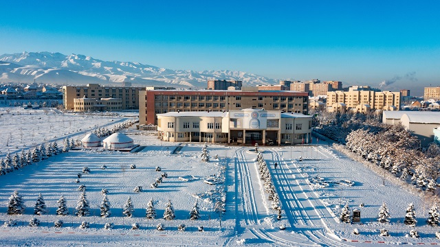 kirgizistan-turkiye-manas-universitesi-kirgiz-dilinin-gelismesi-icin-faaliyetle