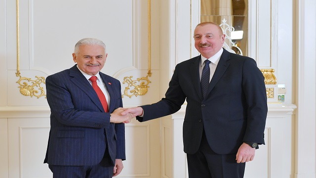 azerbaycan-cumhurbaskani-aliyev-binali-yildirimi-kabul-etti