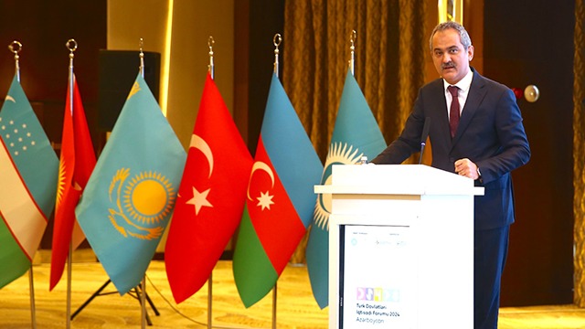 bakude-turk-devletleri-ekonomi-forumu-duzenlendi