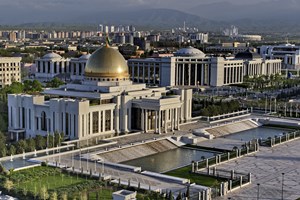 Ata yurdu Türkmenistan’ın Başkenti Aşkabat..Aşkın şehri Aşkabat şimdilerde “Ak Şehir” olarak anılıyor.