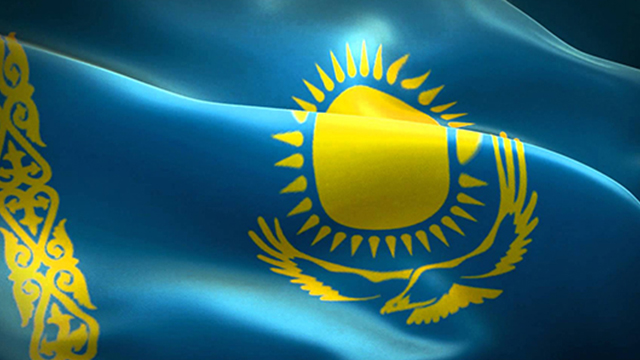 kazakistanda-devlet-sembolleri-bayrami
