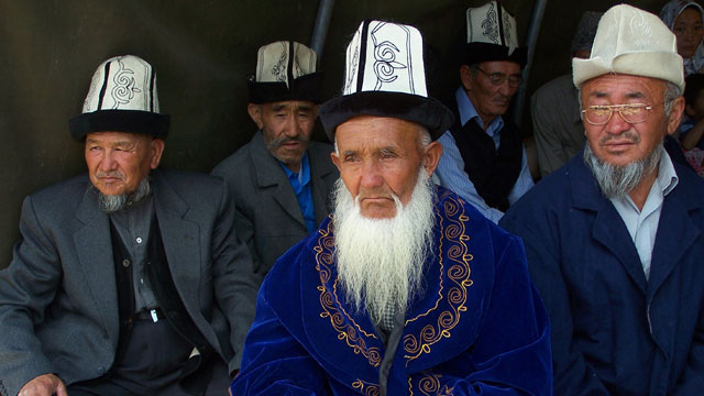 kirgizistanda-tarihi-ve-ecdadi-anma-gunleri