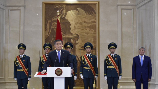 kirgizistanin-5inci-cumhurbaskani-ceenbekov-yemin-etti