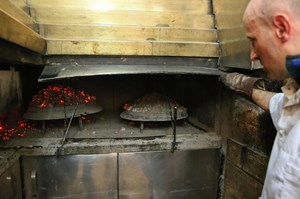 Türkiye'de de her geçen gün yaygınlaşan Boşnak böreğinin, Bosna Hersek mutfağına ilk olarak 1400'lü yılların ortalarında girdiği tahmin ediliyor.
