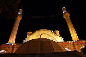 Osmanlı döneminde "şehzadeler şehri" olarak bilinen Manisa, Fatih Sultan Mehmed gibi yetiştirdiği şehzadelerin yanı sıra mimari eserleriyle de öne çıkan şehirler arasında yer alıyor. 