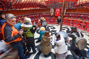 2000 yıllık kültür "han otağı"nda yaşatılıyor