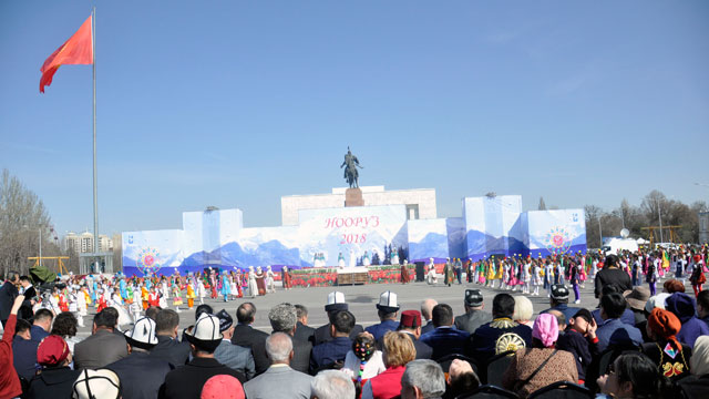 kirgizistanda-nevruz-coskusu