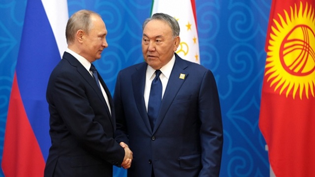 nazarbayev-ile-putin-telefonda-gorustu