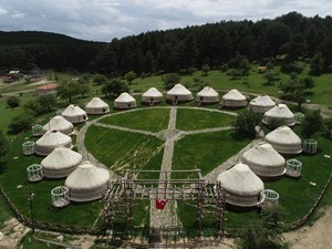 Moğolistan'da bulunan Orhun Yazıtları'nın benzerlerinin de yer aldığı Kocayayla Temmuz ayında düzenlenecek olan 3.Türk Dünyası Ata Sporları’na da ev sahipliği yapacak.  
