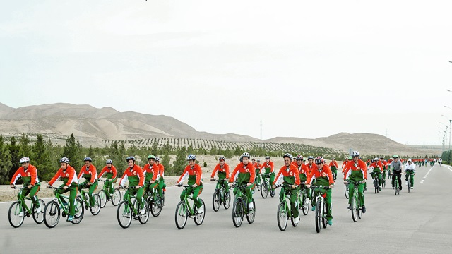 turkmenistan-da-dunya-bisiklet-gunu-kutlamalari