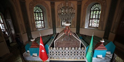 Osmanlı'nın kurucularına ziyaretçi akını