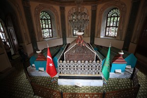 Osmanlı'nın kurucularına ziyaretçi akını