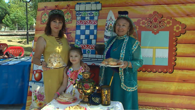 ozbekistanda-dostluk-bahcesi-festivali