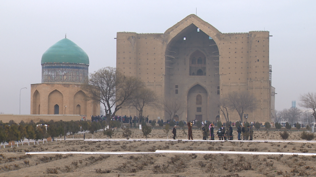 kazakistanin-guney-bolgesine-turkistan-adi-verilmesi