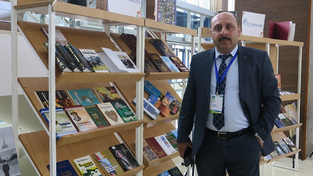 ilesamdan-kazakistan-a-20-bin-edebi-kitap