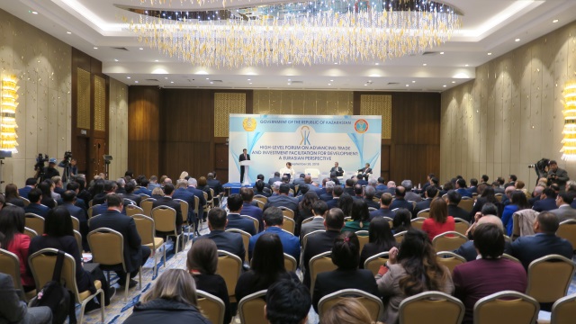 kazakistanda-avrasya-bakisi-temali-forum