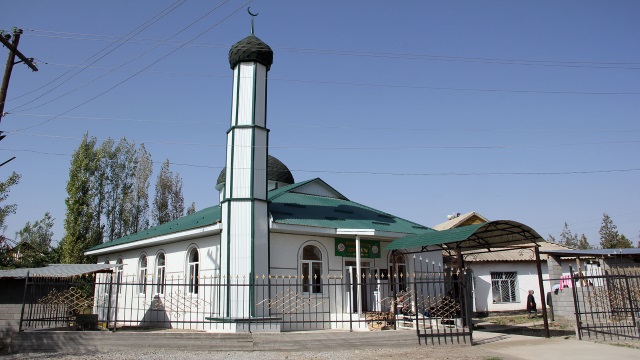 ihh-kirgizistanda-3-yeni-camiyi-ibadete-acti