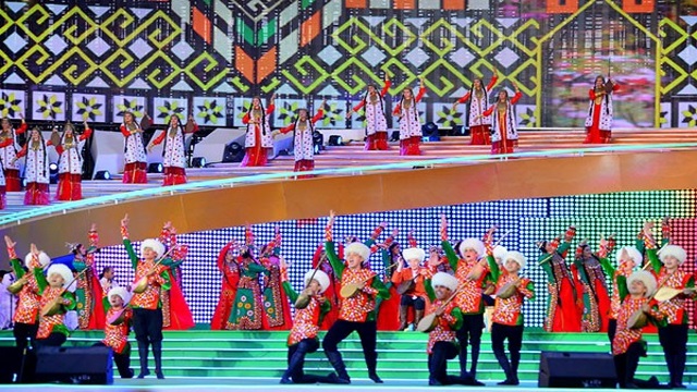 rusya-da-turkmenistan-kultur-gunleri