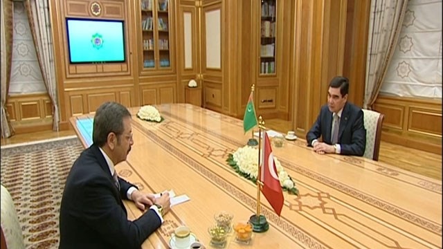 turkmenistan-devlet-baskani-rifat-hisarciklioglu-nu-kabul-etti