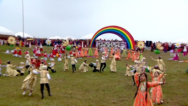 turkmenistan-da-nevruz-coskusu