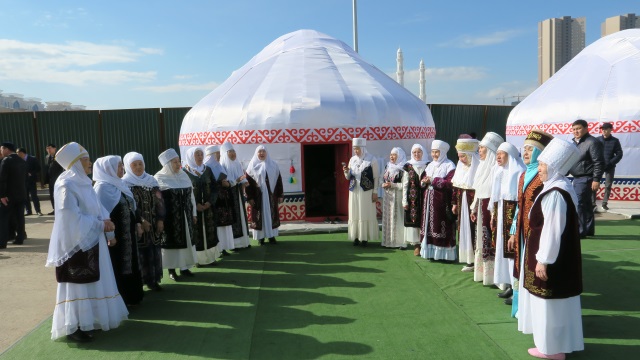 kazakistanda-nevruz-bayrami-etkinlikleri