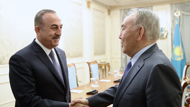 cavusoglu-nursultan-nazarbayev-ile-gorustu