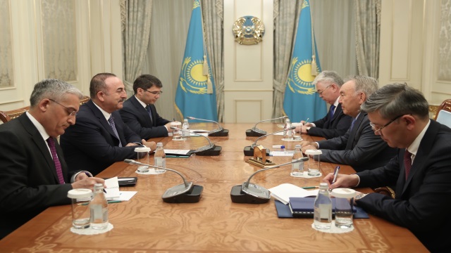 turkiyenin-onerisiyle-nazarbayev-turk-konseyinin-omur-boyu-onursal-baskani-ol