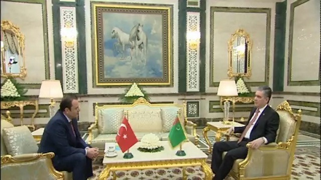 turkmenistan-devlet-baskani-berdimuhamedov-turkiyenin-askabat-buyukelcisini-ka