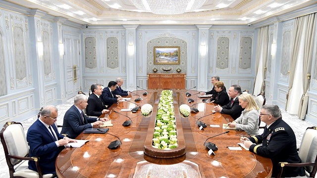 ozbekistan-cumhurbaskani-mirziyoyev-abd-disisleri-bakani-pompeoyu-kabul-etti