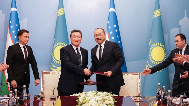 ozbek-kazak-forumunda-500-milyon-dolarlik-is-birligi