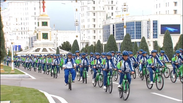 turkmenistan-da-dunya-saglik-gunu-spor-etkinlikleriyle-kutlandi