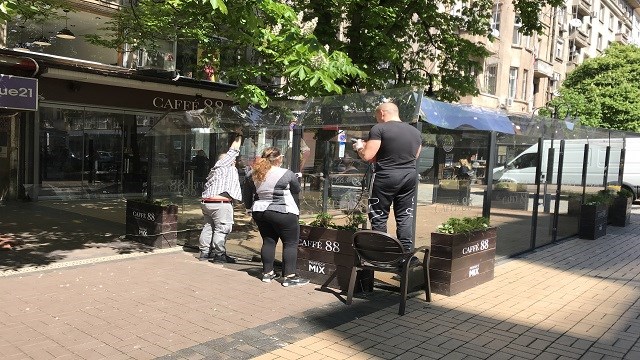 bulgaristan-da-lokanta-pastane-ve-bufeler-acilmaya-hazirlaniyor