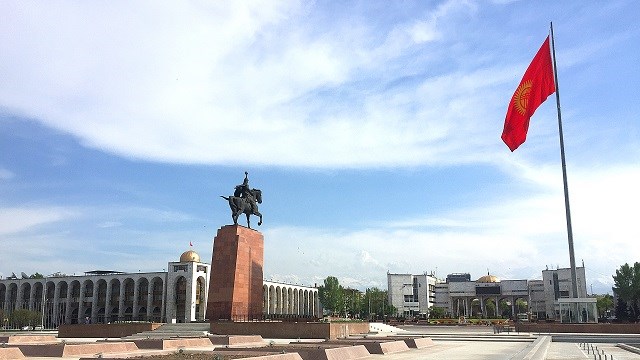 kirgizistan-cumhurbaskanligi-ofisinin-9-calisanina-daha-kovid-19-teshisi-konuldu