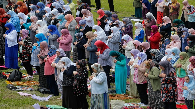 bosna-hersekteki-510-ayvaz-dede-senlikleri-sona-erdi