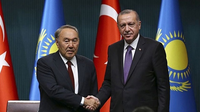 cumhurbaskani-erdogan-kazakistanin-kurucu-cumhurbaskani-nazarbayev-ile-gorustu