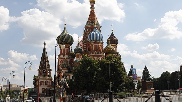 rusyada-kovid-19-vaka-sayisi-700-bine-yaklasti