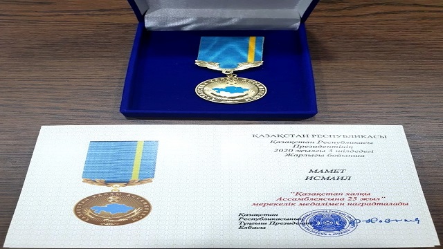 canakkale-onsekiz-mart-universitesi-ogretim-uyesine-kazakistandan-madalya