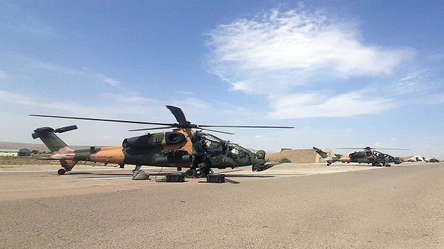 azerbaycandaki-ortak-tatbikatta-atak-helikopterleri-de-yer-aldi