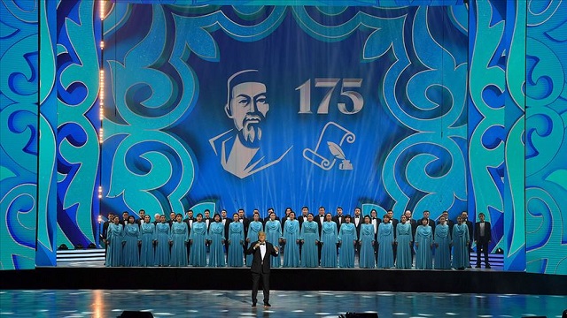 kazakistanda-10-agustos-abay-gunu-cevrim-ici-etkinliklerle-kutlaniyor