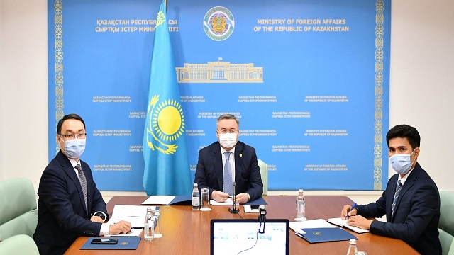 bmden-nursultan-nazarbayeve-nukleer-denemeler-yapilmayan-bir-dunyanin-savunuc