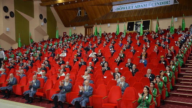 turkmenistan-halk-konseyi-calismalarina-basladi