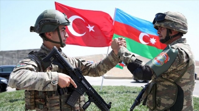 turkiye-ile-azerbaycan-arasindaki-askeri-is-birligi-artiyor