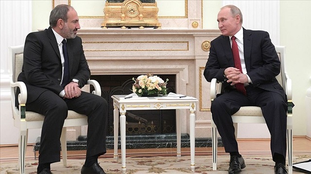 putin-ile-pasinyan-daglik-karabagdaki-durumu-gorustu