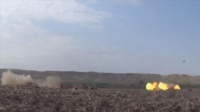ermenistan-azerbaycandaki-sehir-ve-koyleri-bombaliyor