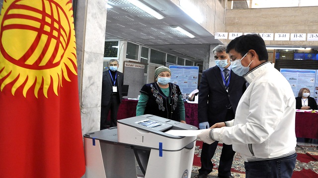 turkpa-kirgizistandaki-milletvekili-secimlerinde-alinan-kovid-19-tedbirlerden