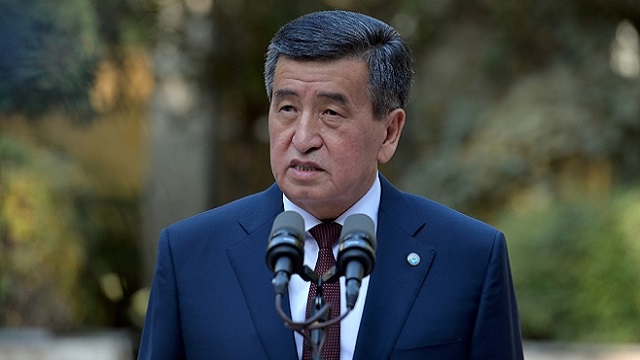 kirgizistan-cumhurbaskani-ceenbekov-istifa-etti