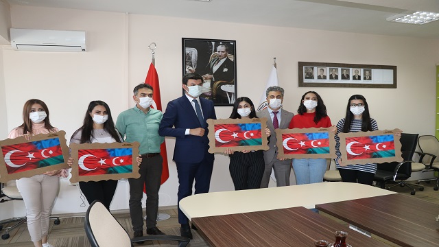 turkiyedeki-azerbaycanli-doktorlar-ulkelerinin-savastaki-basarisindan-gurur-duy