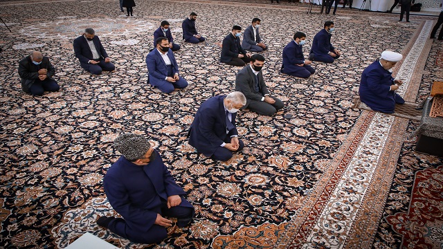 azerbaycandaki-cami-kilise-ve-sinagoglarda-sehitler-icin-dua-edildi